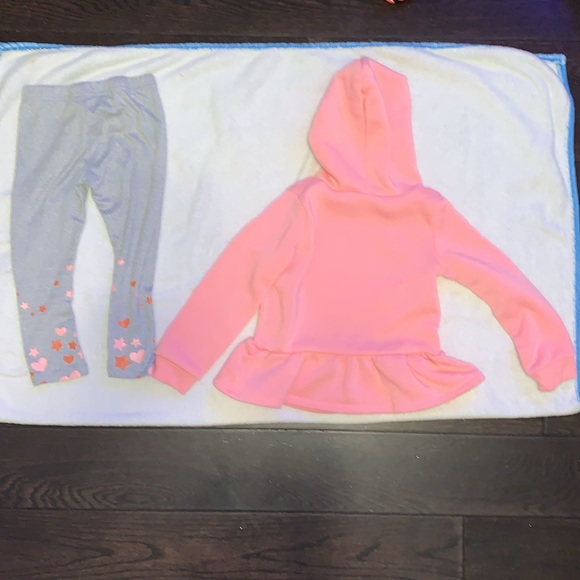 Matching Disney Princess outfit! Size 4T - Picture 2 of 5